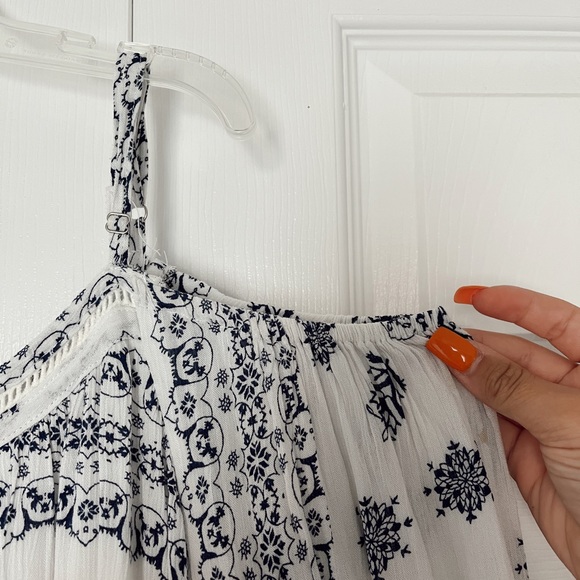 Boutique dress! - Picture 3 of 7